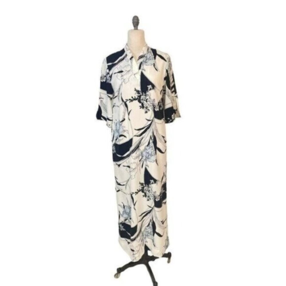 Elegant Navy and White Floral Maxi Dress